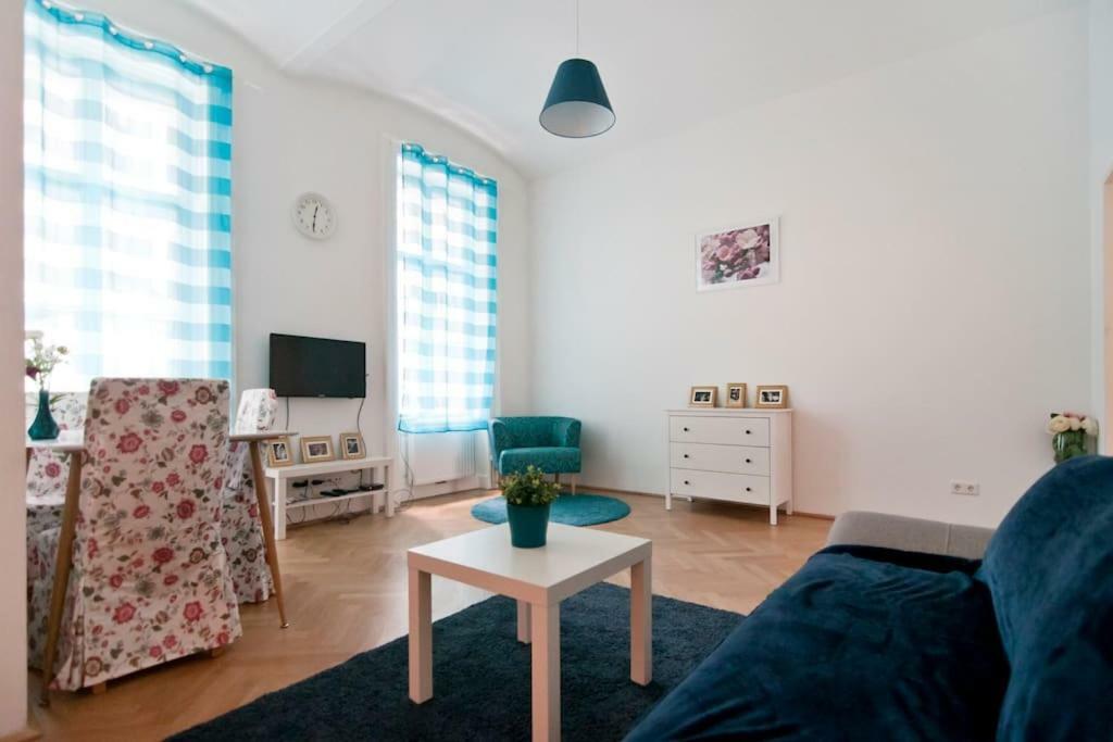 Marvelous Midtown Apartment Wiedeń Zewnętrze zdjęcie